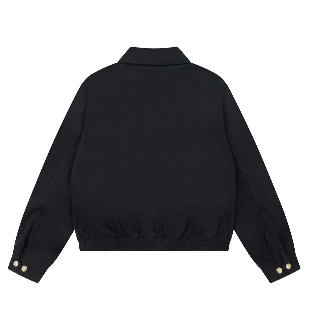 P300 top quality" Style number: 8101# (not off the shelves all year round) [Ralph Lauren/Ralph Lauren old cadre pony embroidered armband POLO jacket] ✅Ralph Lauren Ralph Lauren classic basic American retro old cadre goddess style jacket ✅Pure cotton high-gram heavy wash, soft, comfortable and tangible, upright and textured ✅Customized Vintage bronze double-open zipper head to restore the same quality as the cabinet version ✅This style: White/khaki color. There are waist patterns inside the threads of the collar and cuffs. Please note~ ✅Retro versatile jacket. The upper body is very flattering. Versatile model YYDS~ ✅Versatile for daily wear and work wear. ✅The upper body is simple and easy to wear. A must-have for goddess ootd. Good-looking clothes are never too picky. A must-have in the goddess' wardrobe. Size: S-XL. Color: White, yellow, red, navy, khaki, pink, light blue, olive green.